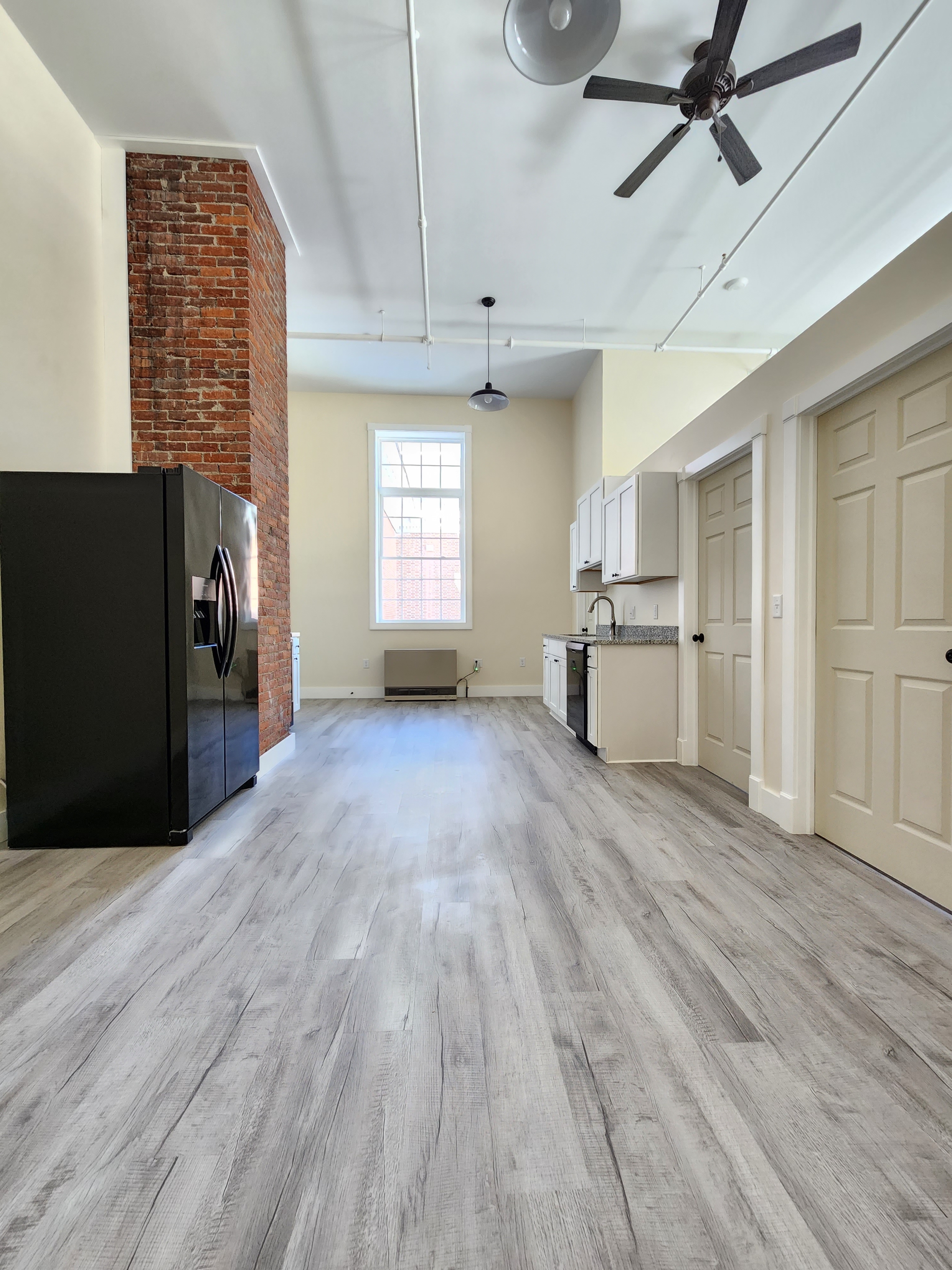 21 Jefferson Street - 12